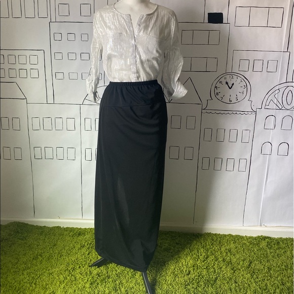 Motherhood Maternity size small - Picture 1 of 2